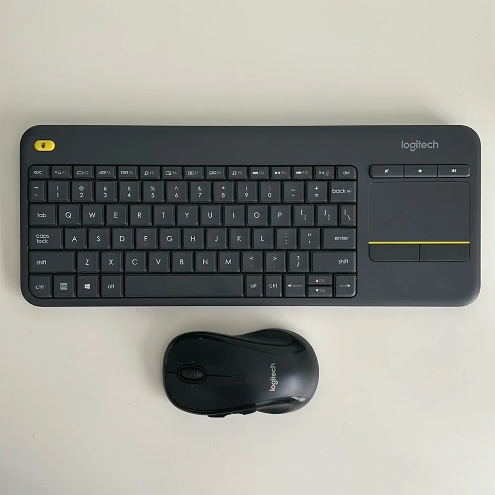 Logitech M510 Wireless Ergonomic Mouse + K400 Plus Wireless Keyboard Black
